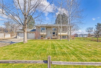 2342 Valleyview Dr, Clarkston, WA 99403