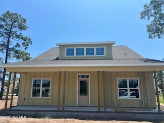 2285 Crescent Bay Dr, Boiling Spring Lakes, NC 28461