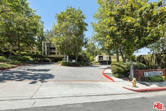 898 Temple Terrace Unit 324, Los Angeles, CA 90042