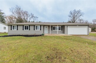 1574 Ritchie Rd, Stow, OH 44224