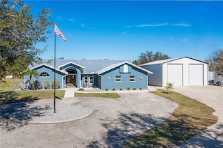 13091 Orange River Blvd, Fort Myers, FL 33905