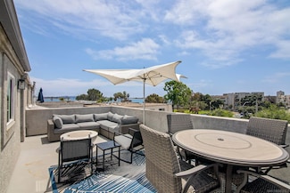 1323 Pacific Beach Dr Unit F, San Diego, CA 92109