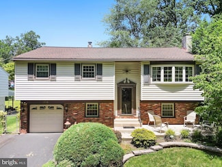3702 Moosewood Ave, Feasterville Trevose, PA 19053