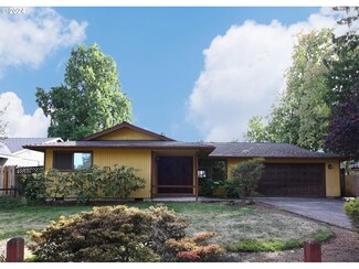 3448 SE Maple St, Hillsboro, OR 97123