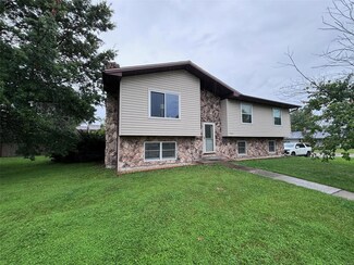 1626 Omar St, Mexico, MO 65265