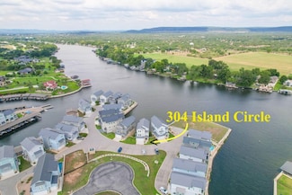 304 Island Cir, Kingsland, TX 78639