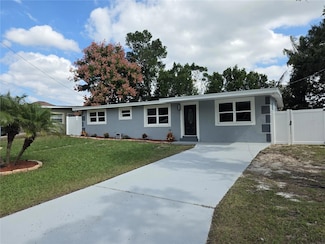 108 Martha St, Auburndale, FL 33823