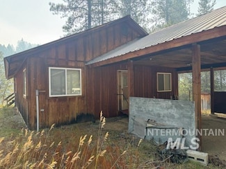 6 Scott Mountain Rd, Garden Valley, ID 83622