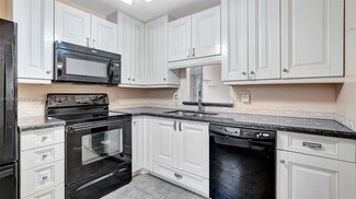 900 NE 12th Ave Unit 206, Hallandale Beach, FL 33009