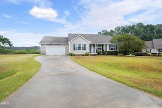 25 Lawrence Ct, Smithfield, NC 27577