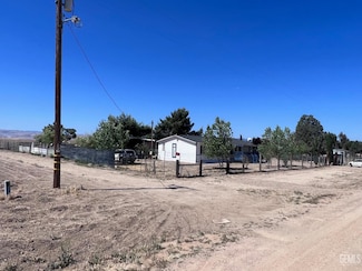 14165 Arrowbear, California Valley, CA 93453