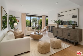 2940 Neilson Way Unit 204, Santa Monica, CA 90405