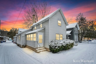 549 Lincoln Ave NW, Grand Rapids, MI 49504