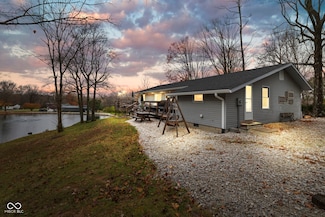 10129 E Redbud Ln, Rockville, IN 47872