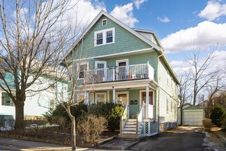 12 Thurston Rd, Watertown, MA 02472