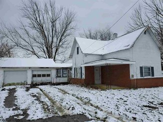 240 E 2nd St Unit Pennville, Pennville, IN 47369