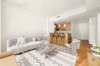 505 Greenwich St Unit 10G, New York, NY 10013