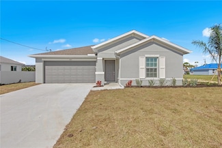 102 Lilyan Ct, Rotonda West, FL 33947