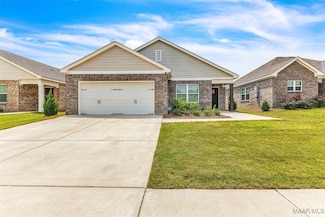 379 Angela St, Prattville, AL 36066