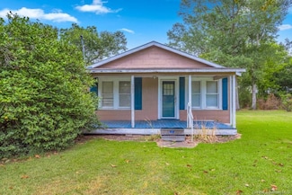 307 S Welty St, Iowa, LA 70647