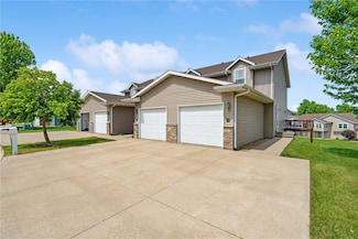 3725 37th Ave SW Unit D, Cedar Rapids, IA 52404