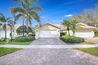 2055 Guadeloupe Dr, Wellington, FL 33414