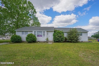 309 Starling St, Jacksonville, NC 28540