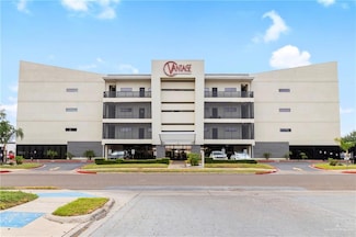 813 Travis St Unit 214, Mission, TX 78572
