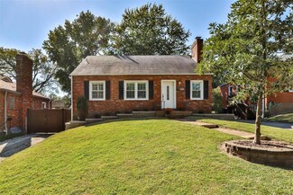 2919 Greentop Ct, Saint Louis, MO 63119