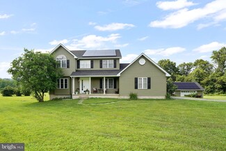 135 Irwin Dr, Lincoln University, PA 19352