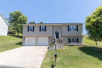 106 Rebecca Rd, Bridgeport, WV 26330