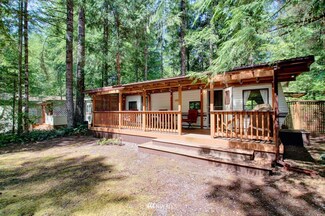 156 4 Christmas Tree Dr, Deming, WA 98244