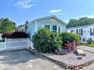25 Groton School Rd Unit 5, Ayer, MA 01432