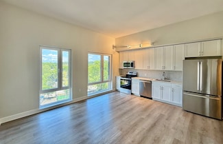 133 Salem St Unit 403, Revere, MA 02151