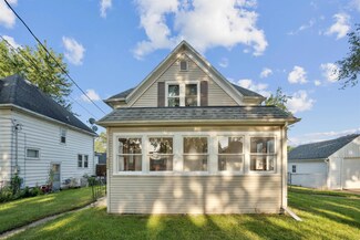 642 Wallgate Ave, Waterloo, IA 50701