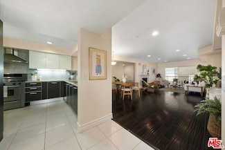 1353 N Fuller Ave Unit 207, Los Angeles, CA 90046