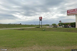 9201 Clifford St, Fort Worth, TX 76108
