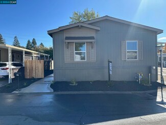 62 Terrace Dr, Concord, CA 94518
