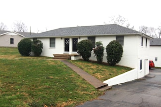 1862 Memorial Dr Unit C, Clarksville, TN 37043