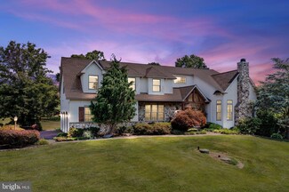 59 Red Corner Rd, Douglassville, PA 19518