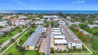 440 Broad Ave S Unit 440, Naples, FL 34102