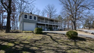 668 Clearwater Dr, Ridgedale, MO 65739