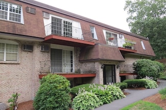 4 Williamsburg Ct Unit 24, Shrewsbury, MA 01545