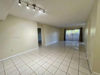 5800 SW 127th Ave Unit 2104, Miami, FL 33183