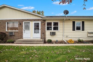 716 Andover St SE Unit 42, Grand Rapids, MI 49548