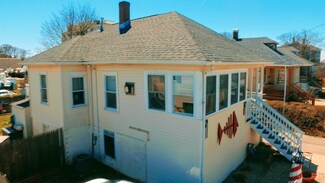 16 C St, Hull, MA 02045