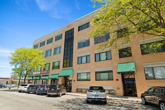 4751 N Artesian Ave Unit 401, Chicago, IL 60625