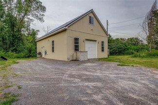 726 County Route 1, Oswego, NY 13126