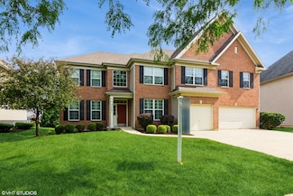 2368 River Hills Ln, Bolingbrook, IL 60490