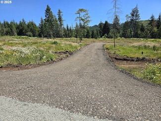 1 Blacks Dr, Cottagegrove, OR 97424